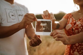 couple with ultrasound